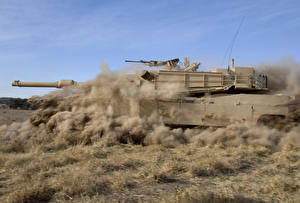 Bureaubladachtergronden Tanks M1 Abrams Amerikaanse Militair