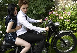 Fonds d'écran Twilight : La Fascination La Saga Twilight : Révélation Robert Pattinson Kristen Stewart Cinéma