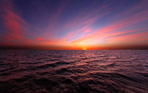 Фото Морские просторы вода, закат солнца , небо