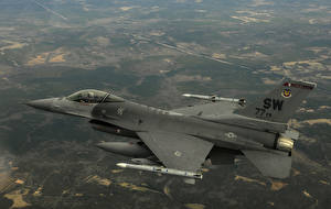 Photo Airplane Fighter aircraft F-16 Fighting Falcon