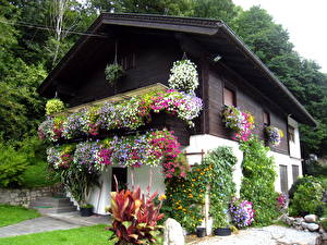 Picture Houses Austria  Cities