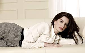 Fonds d'écran Anne Hathaway