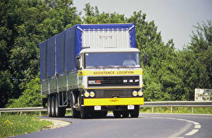 Fonds d'écran Camion DAF Trucks voiture