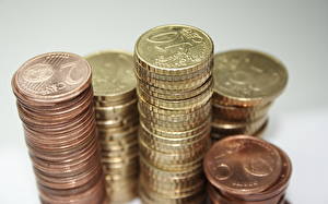 Фотографии Деньги Монеты Металлические евро центы