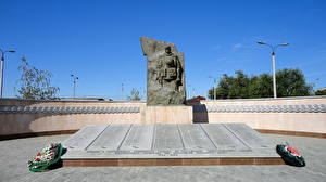 Bureaubladachtergronden Monument Wolgograd