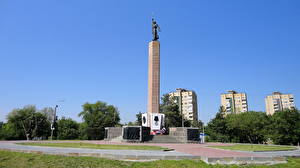Bureaubladachtergronden Monument Wolgograd  een stad