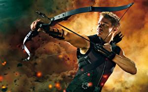 Fonds d'écran Les Avengers : Le Film 2012 Jeremy Renner Archers Flèches bois Arc arme Cinéma
