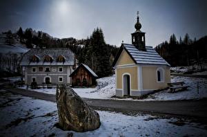 Bureaubladachtergronden Oostenrijk Winter Sneeuw Krakauhintermuhlen een stad