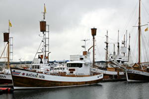 Fondos de escritorio Barcos Barco de transporte fluvial