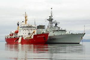 Bureaubladachtergronden Schip Coast guard ship