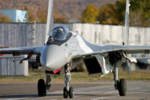 Bakgrundsbilder på skrivbordet Flygplan Jaktplan Su-35
