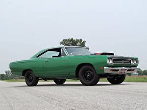 Pictures Plymouth Road Runner 440+6 1969
