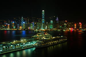 Картинки Китай Гонконг Небоскребы Здания Ночью Города