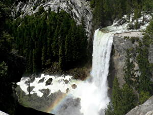 Bureaubladachtergronden Watervallen Verenigde staten Yosemite Californië Vernal Natuur