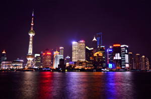 Bakgrundsbilder på skrivbordet Kina Shanghai Natt Städer