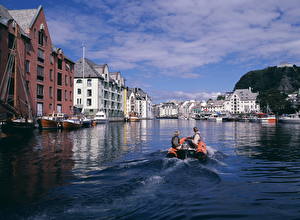Bakgrundsbilder på skrivbordet Norge Alesund Städer