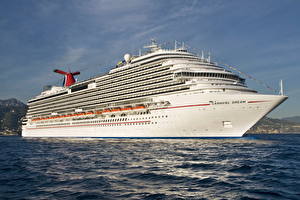 Bureaubladachtergronden Schepen Cruiseschip Carnival Dream