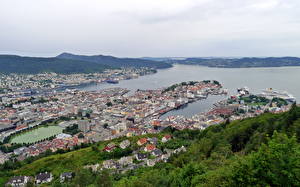 Bureaubladachtergronden Noorwegen Bergen (No) een stad