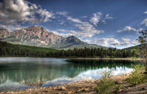 Bureaubladachtergronden Een meer Canada Hemelgewelf Nationaal park Jasper Lake Patricia Natuur