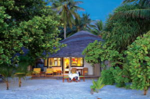 Fonds d'écran Resort Maldives Bungalow Velavaru Villes
