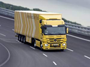 Wallpapers Lorry Mercedes-Benz Cars