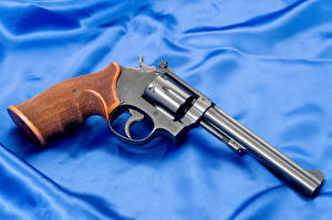 Bakgrunnsbilder Pistoler Revolver Smith & Wesson K22