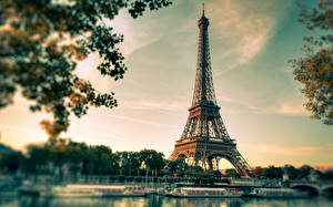 Bakgrundsbilder på skrivbordet Frankrike Eiffeltornet Paris  Städer