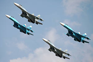 Hintergrundbilder Flugzeuge Jagdflugzeug Suchoi Su-27 Luftfahrt