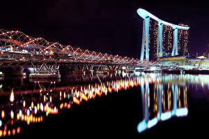 Bureaubladachtergronden Singapore Bruggen De kust Nacht een stad