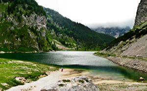 Bureaubladachtergronden Een meer Slovenië Kobarid Krnsko jezero Natuur