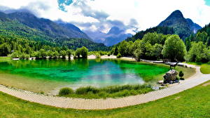 Tapety na pulpit Góry Jezioro Słowenia Chmury Kranjska Gora Jasna Lake Natura