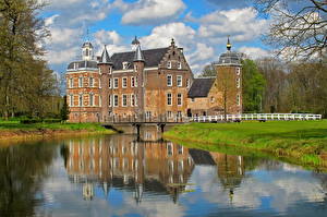 Картинки Замки Голландия Castle Ruurlo Города