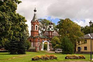 Картинка Храм Прибалтика Латвия Лимбажи город