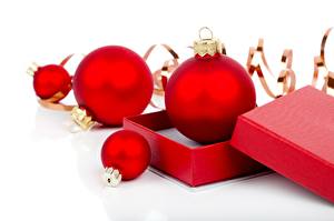 Fondos de escritorio Día festivos Año Nuevo Bolas Rojo