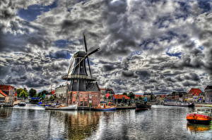 Bakgrundsbilder på skrivbordet Nederländerna Himmel Amsterdam HDR Molnen stad