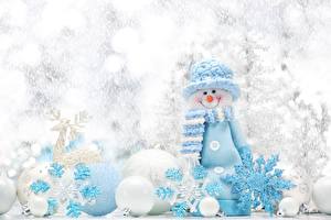 Картинка Праздники Новый год Игрушки Снеговика Снежинки