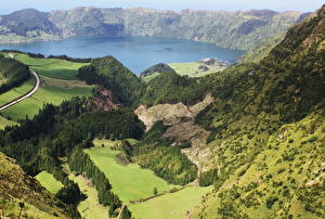Bureaubladachtergronden Bergen Portugal Azores San Miguel Natuur