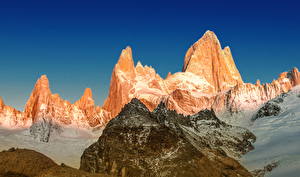 Bakgrundsbilder på skrivbordet Berg Himmel Argentina Snö Natur