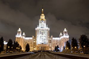 Bakgrundsbilder på skrivbordet Moskva Himmel Årstiderna Vinter Molnen På natten stad
