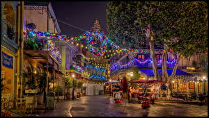 Papel de Parede Desktop EUA Edifício Disneyland Luzes de Natal Rua Noite HDR Califórnia Anaheim Cidades
