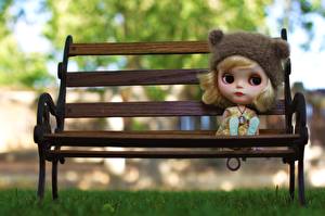 Wallpapers Toy Glance Bench Doll Little girls