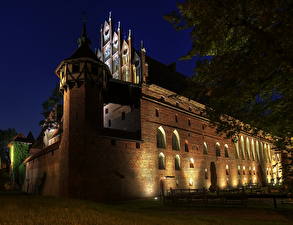 桌面壁纸，，城堡，波兰，磚，晚上，Malbork，城市
