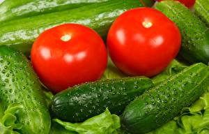 Bureaubladachtergronden Groente Komkommers Tomaten Voedsel