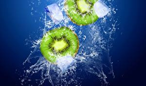 Bakgrundsbilder på skrivbordet Frukt Kiwi Vatten Droppar Mat