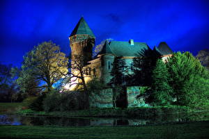 Картинки Замки Германия В ночи Krefeld - Burg Linn Города