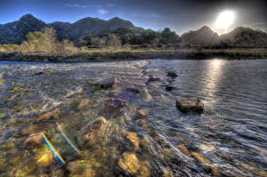 Tapety na pulpit Rzeka Kamienie USA Promienie światła HDR Kalifornia Malibu (Kalifornia) przyroda