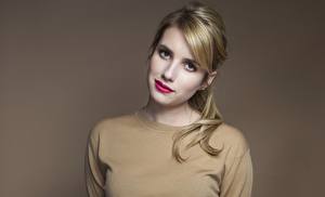Bakgrunnsbilder Emma Roberts Blikk Ansikt Røde lepper Hår Mørk blond Kjendiser Unge_kvinner