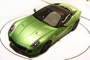 Papel de Parede Desktop Ferrari Farol dianteiro Verde 2010 GTB Hy-Kers carro