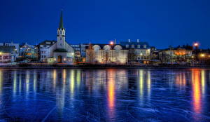 Bakgrundsbilder på skrivbordet Island Flod Vinter På natten HDR  stad