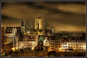 Bakgrundsbilder på skrivbordet Polen Byggnad Natt HDR  Städer